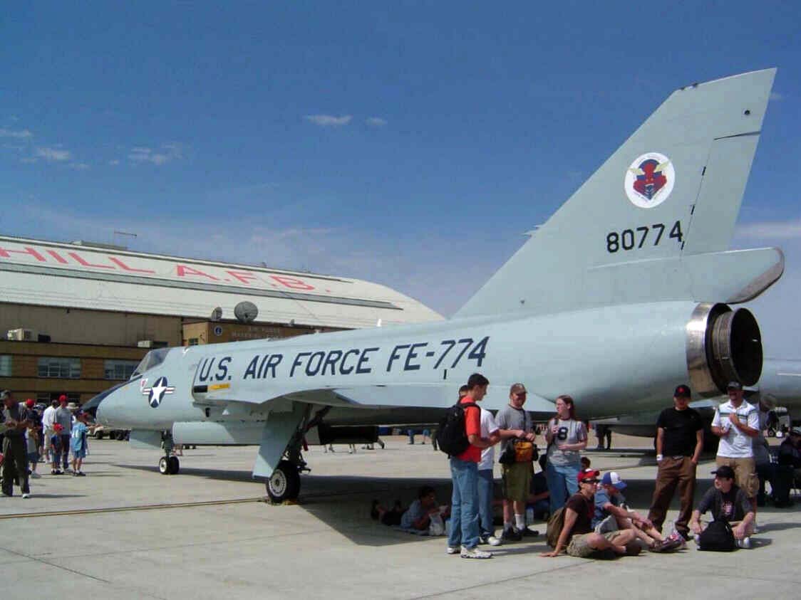 F-106-051